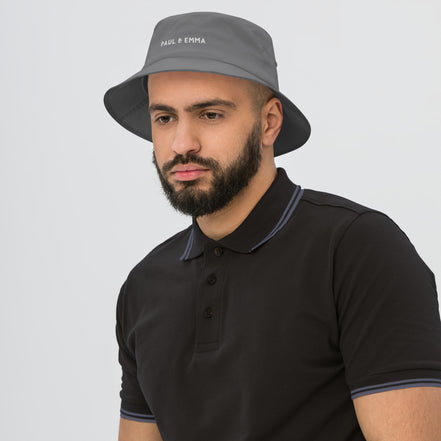 Fischerhut Bucket Hat mit gesticktem Paul Emma Logo - stylischer Hut für Hundebesitzer