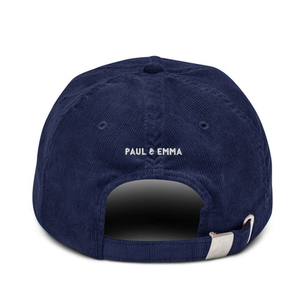 Cord Base Cap mit dog mom Stickerei - verstellbare Baumwoll-Cord-Cap für Dog Moms von Paul Emma